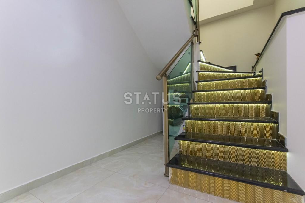 Дуплекс 3+1 с панорамным видом на море в Махмутларе. 230м2 фото 20