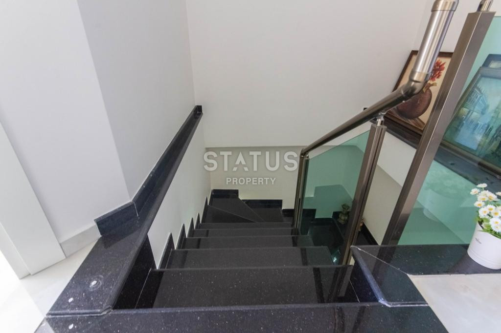 Дуплекс 3+1 с панорамным видом на море в Махмутларе. 230м2 фото 21