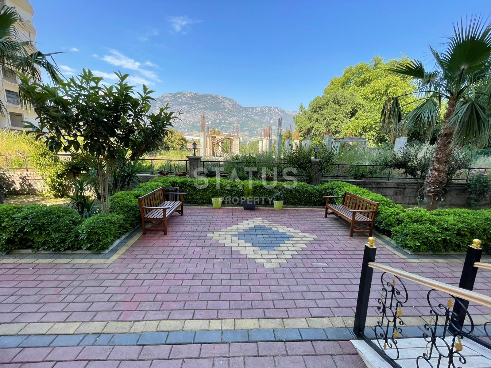 Трёхкомнатная меблированная квартира в Махмутларе. 100м2 фото 17