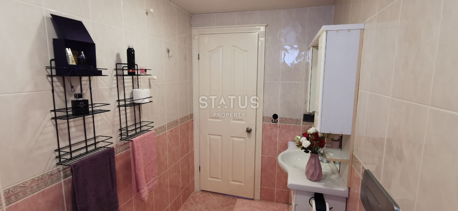 Three-room apartment in the central part of Mahmutlar. 135m2 фото 14