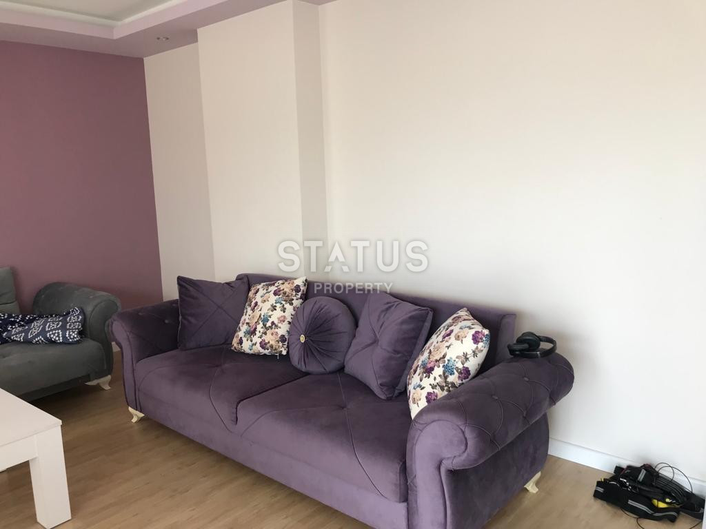 Четырёхкомнатная квартира с отдельной кухней 300м от моря в Махмутларе. 130м2 фото 4