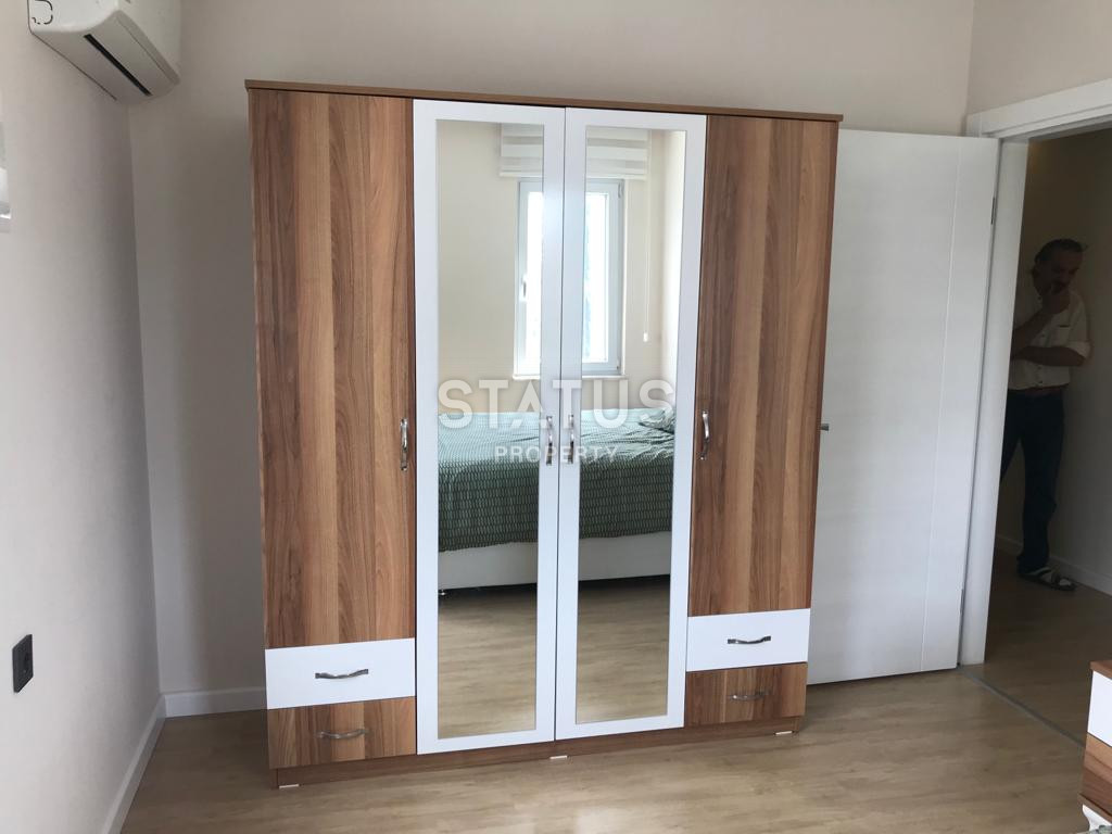 Четырёхкомнатная квартира с отдельной кухней 300м от моря в Махмутларе. 130м2 фото 6