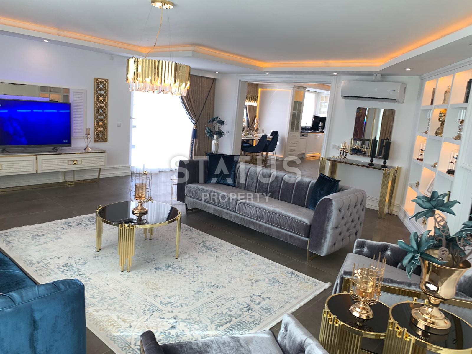 Шикарная вилла с потрясающими видами на могучие горы в Каргыджаке. 450 кв.м. фото 11