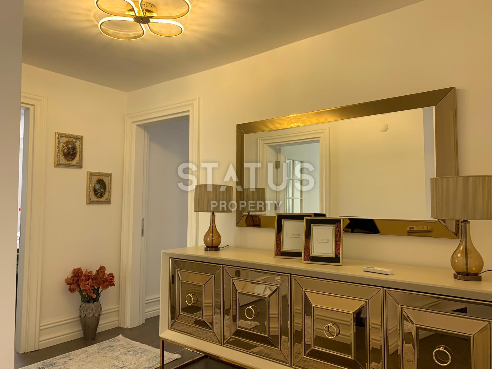 Шикарная вилла с потрясающими видами на могучие горы в Каргыджаке. 450 кв.м. фото 14