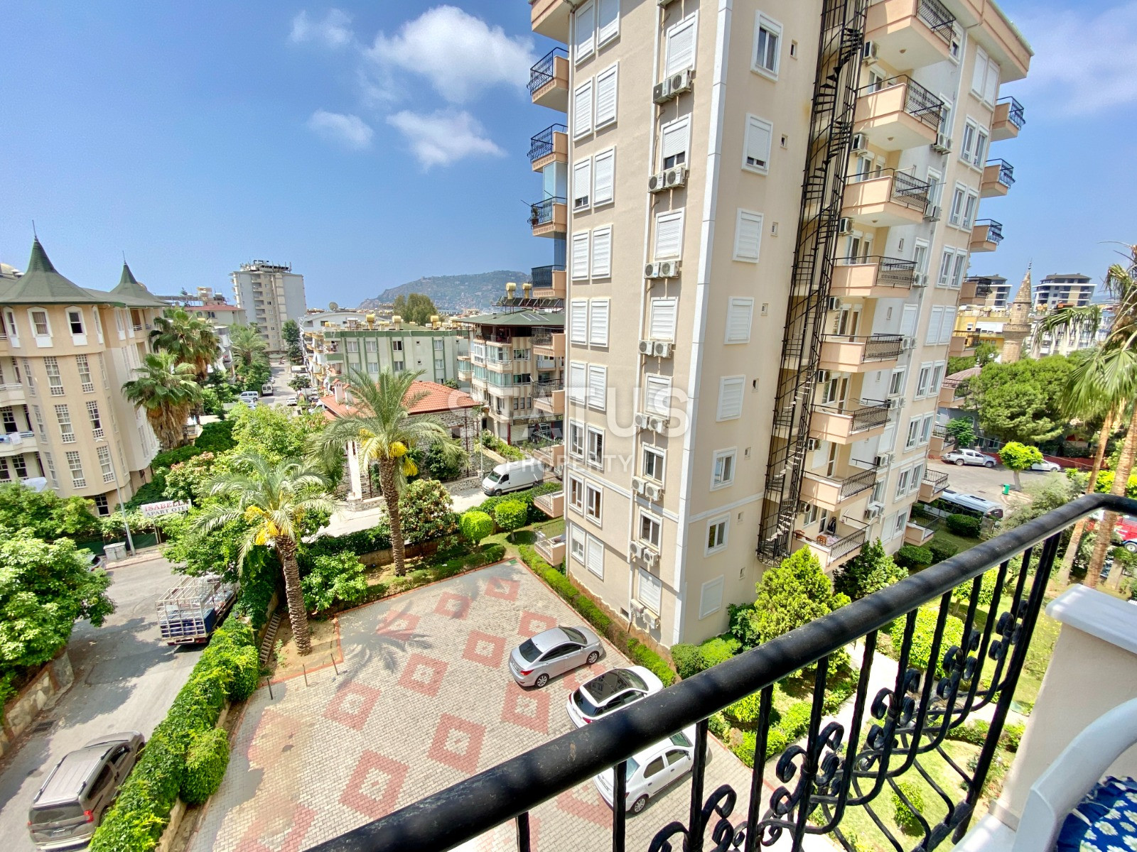 Трёхкомнатная меблированная квартира в центре Аланьи. 105м2 фото 11