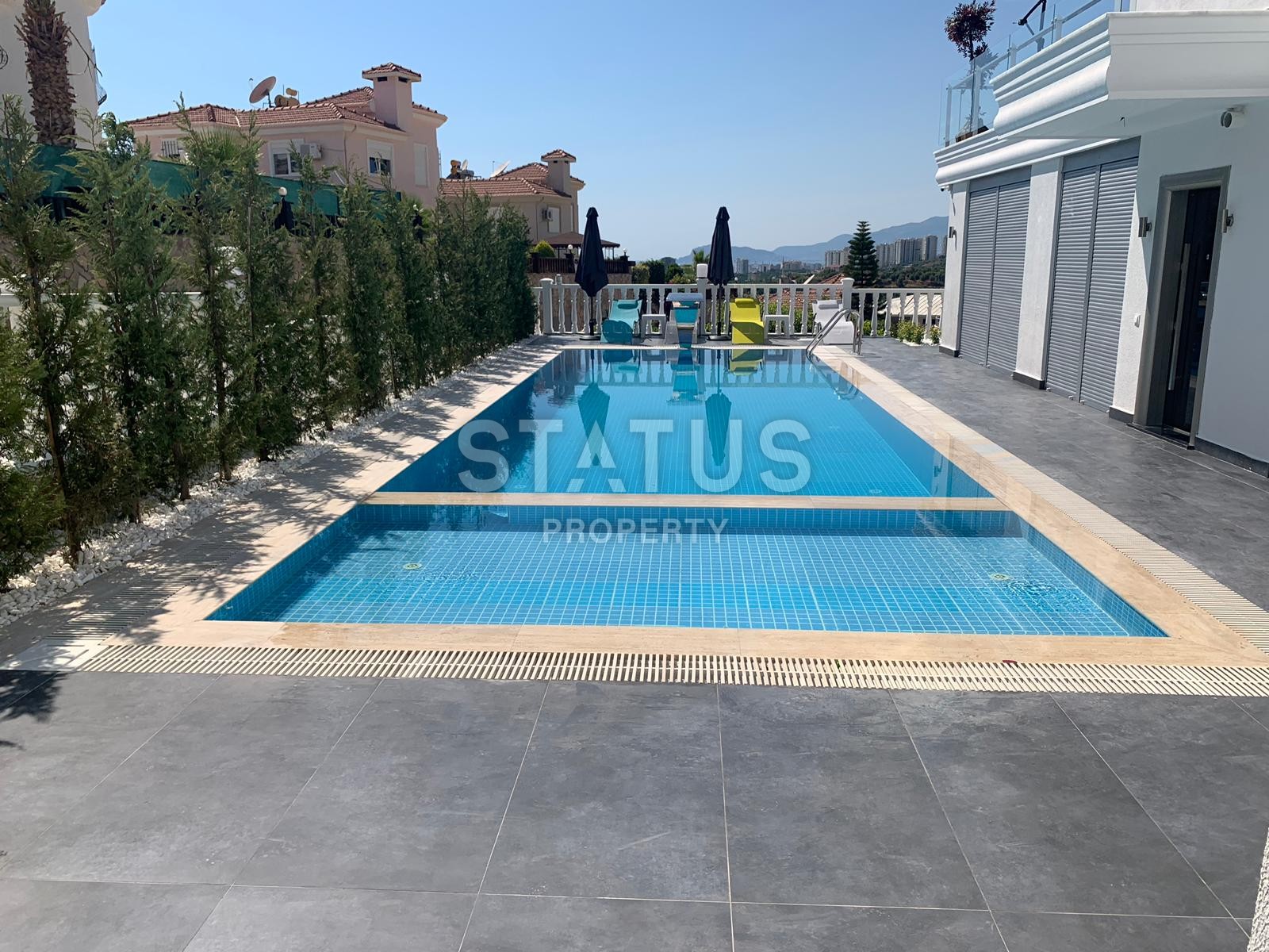 Шикарная вилла с потрясающими видами на могучие горы в Каргыджаке. 450 кв.м. фото 33