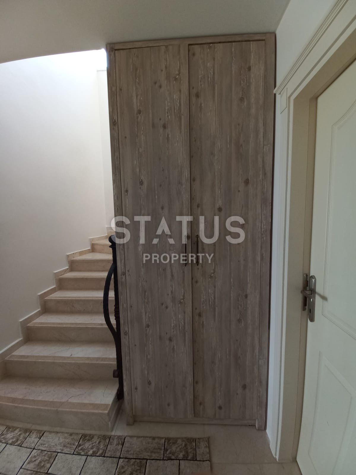 Апартаменты 3+1 в таунхаусе в районе Бекташ. 200м2 фото 12