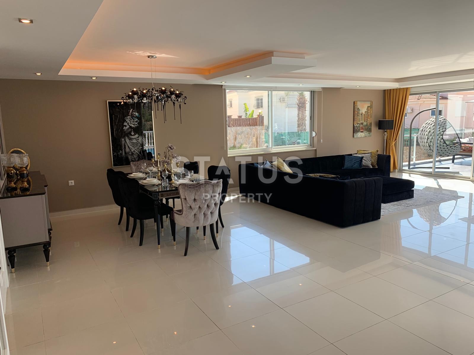 Шикарная вилла с потрясающими видами на могучие горы в Каргыджаке. 450 кв.м. фото 49