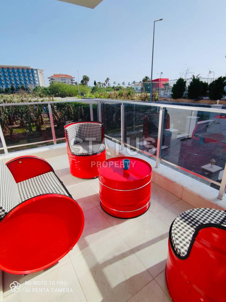 Яркие апартаменты с садом в первой береговой линии в Кестеле. 110м2 фото 10