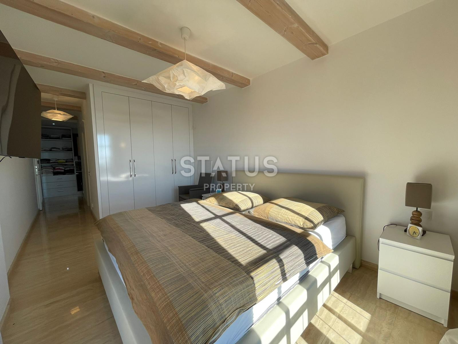 Шикарная вилла с садом 6+2 в районе Бэкташ. 390м2 +590м2 фото 20