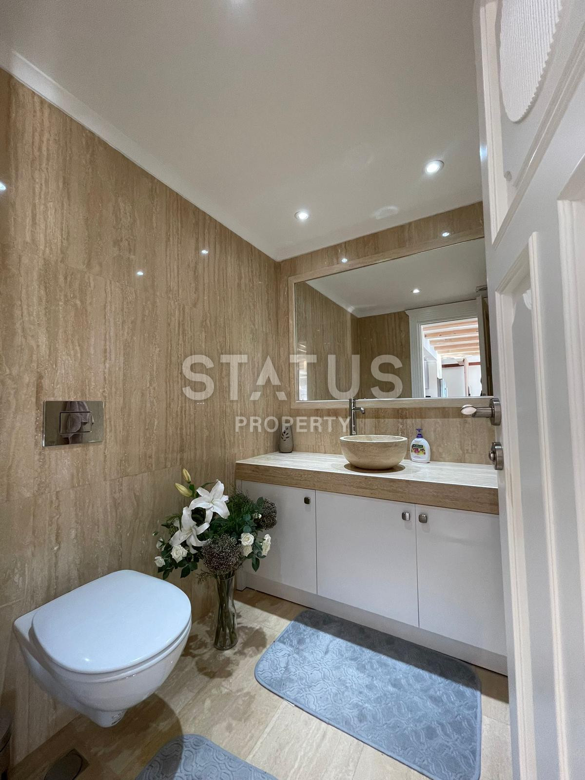 Шикарная вилла с садом 6+2 в районе Бэкташ. 390м2 +590м2 фото 21