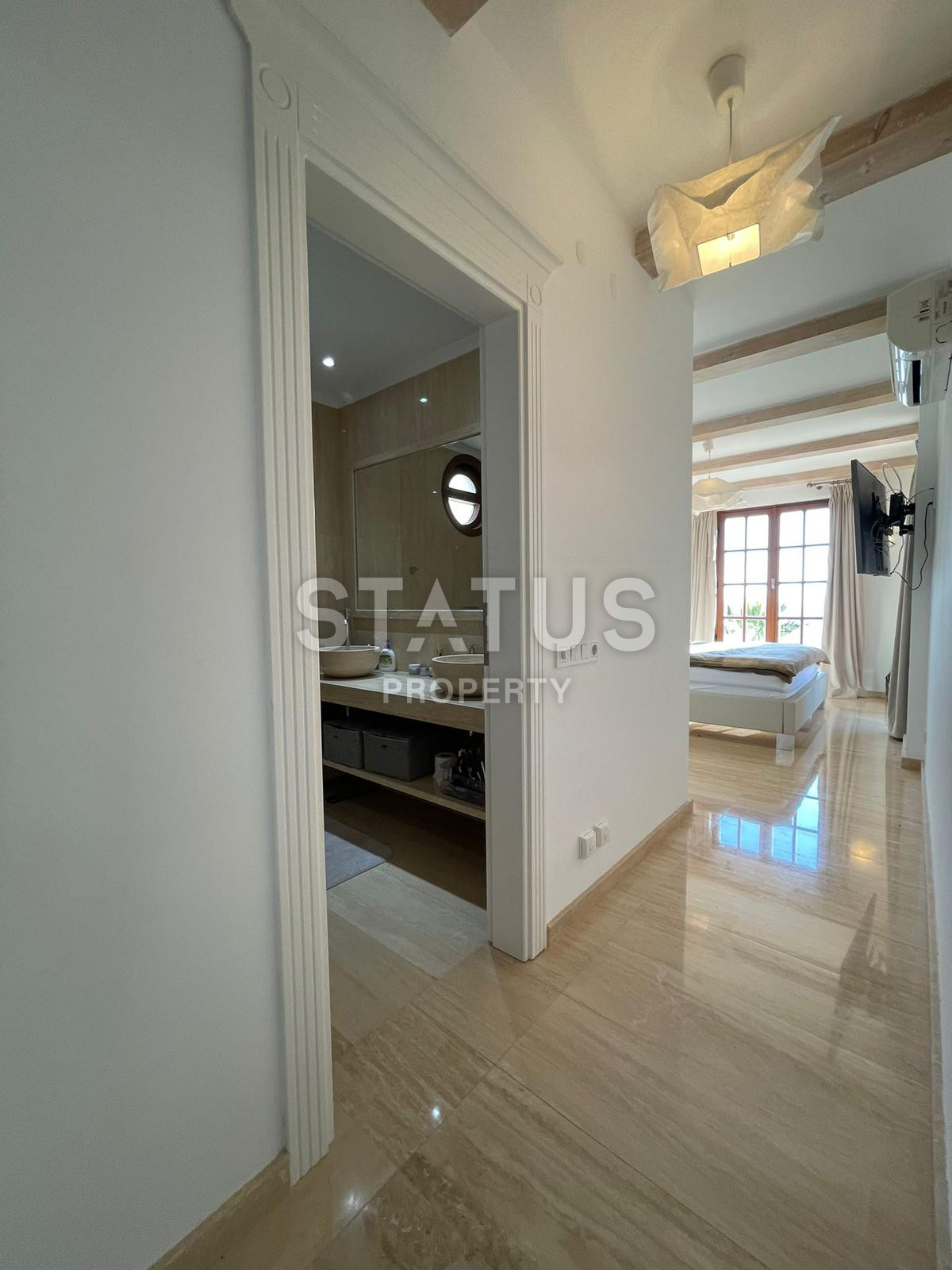 Шикарная вилла с садом 6+2 в районе Бэкташ. 390м2 +590м2 фото 27