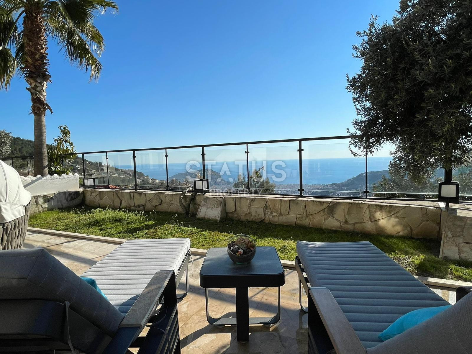 Шикарная вилла с садом 6+2 в районе Бэкташ. 390м2 +590м2 фото 31