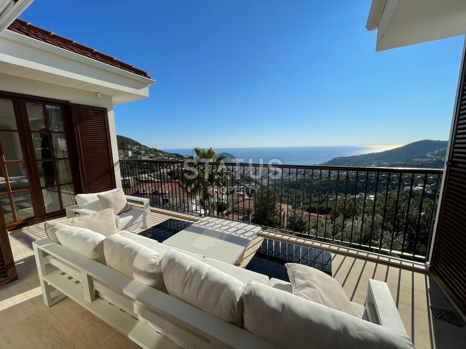 Шикарная вилла с садом 6+2 в районе Бэкташ. 390м2 +590м2 фото 36