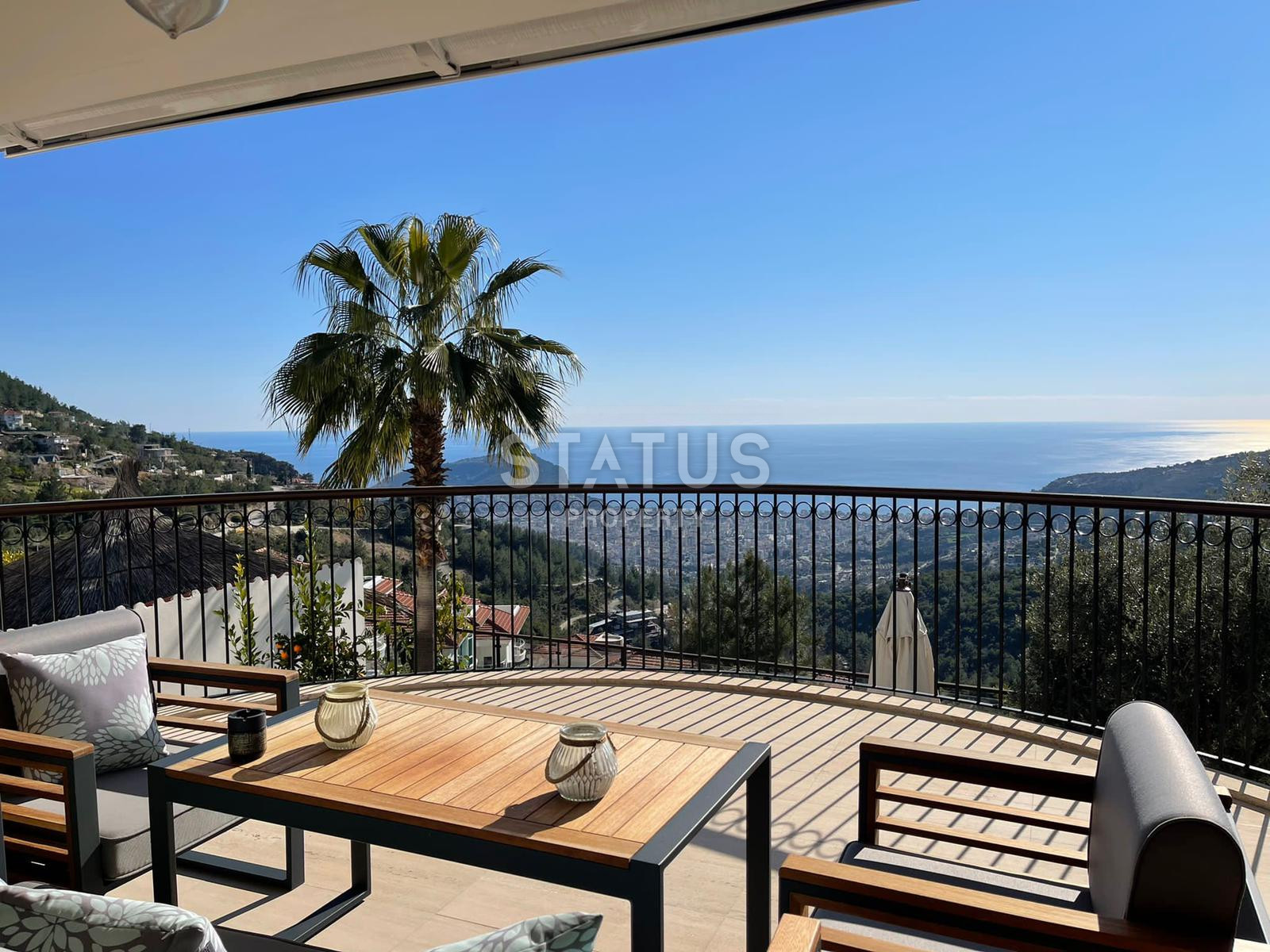 Шикарная вилла с садом 6+2 в районе Бэкташ. 390м2 +590м2 фото 46