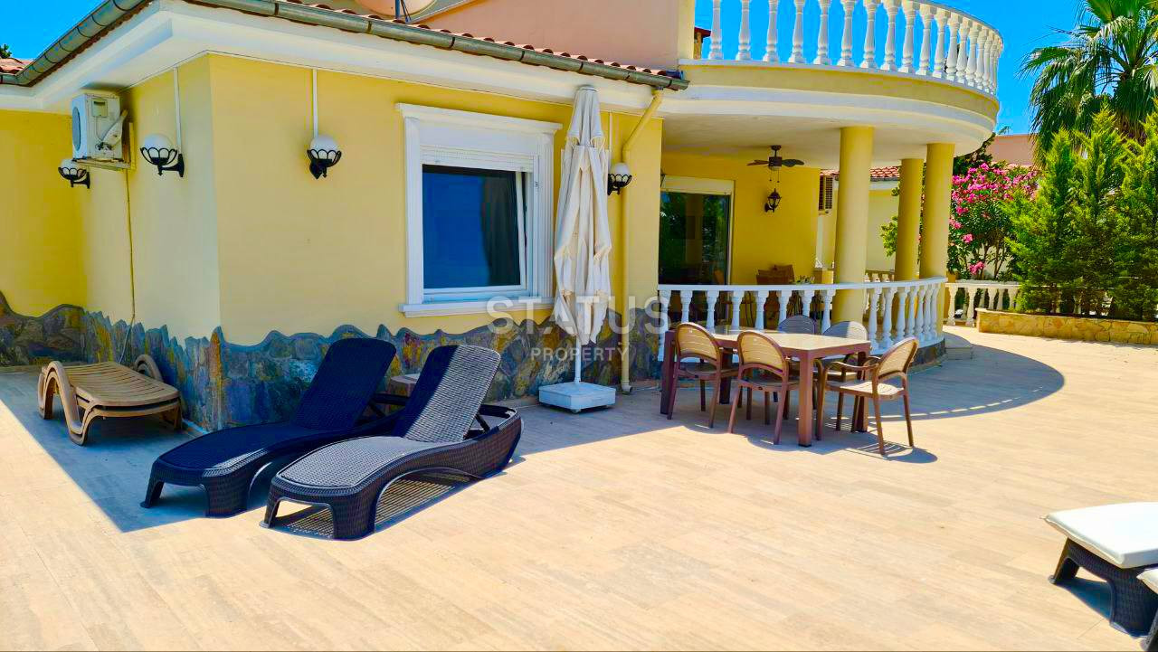Двухэтажная вилла 2+1 с собственной территорией в Махмутларе. 225м2 +500м2 фото 2