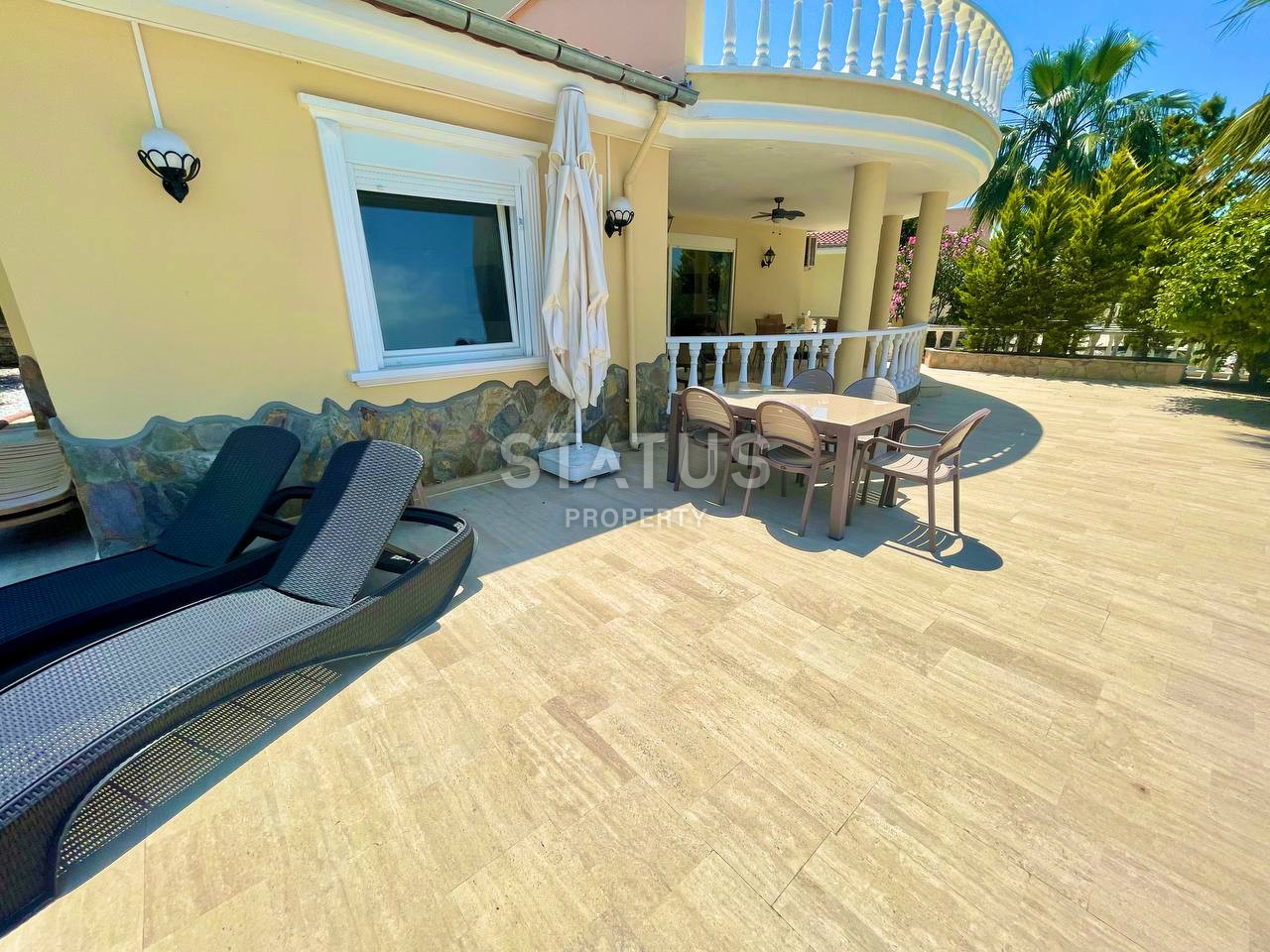 Two-storey villa 2+1 with its own territory in Mahmutlar. 225m2 +500m2 фото 20