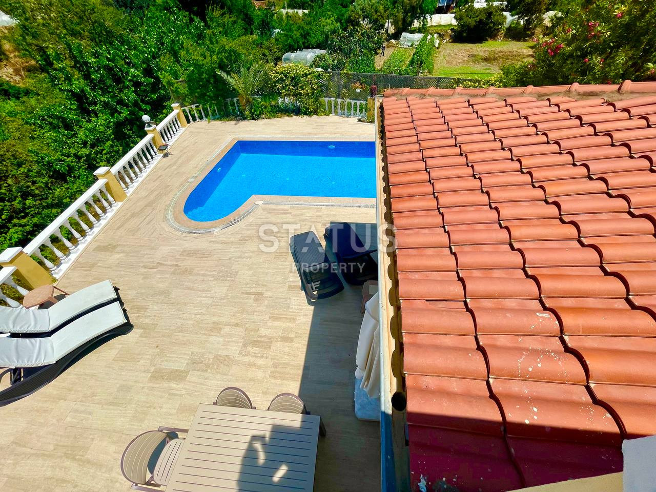Two-storey villa 2+1 with its own territory in Mahmutlar. 225m2 +500m2 фото 22