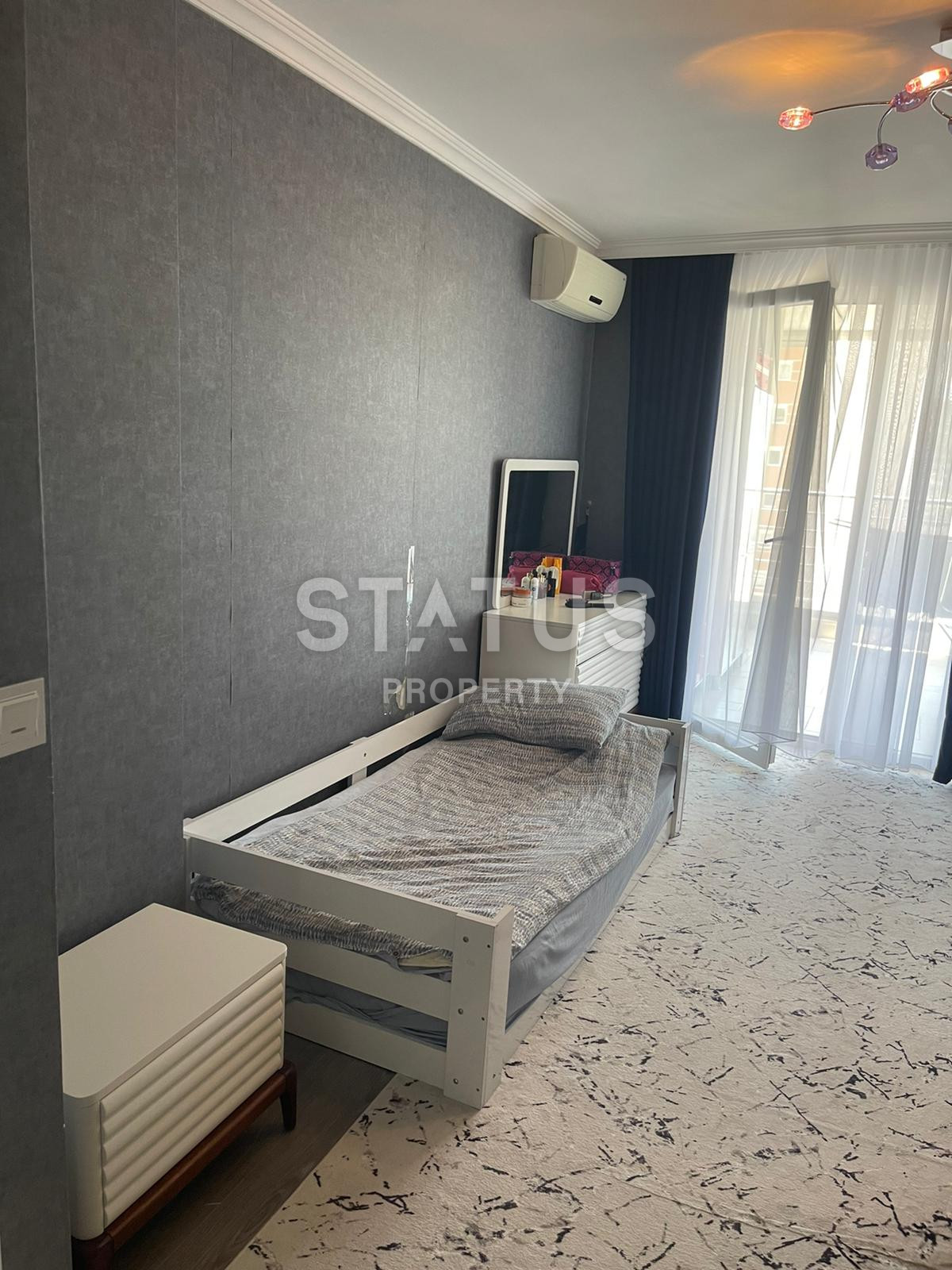Three-room apartment with a separate kitchen in Mahmutlar. 135m2 фото 3