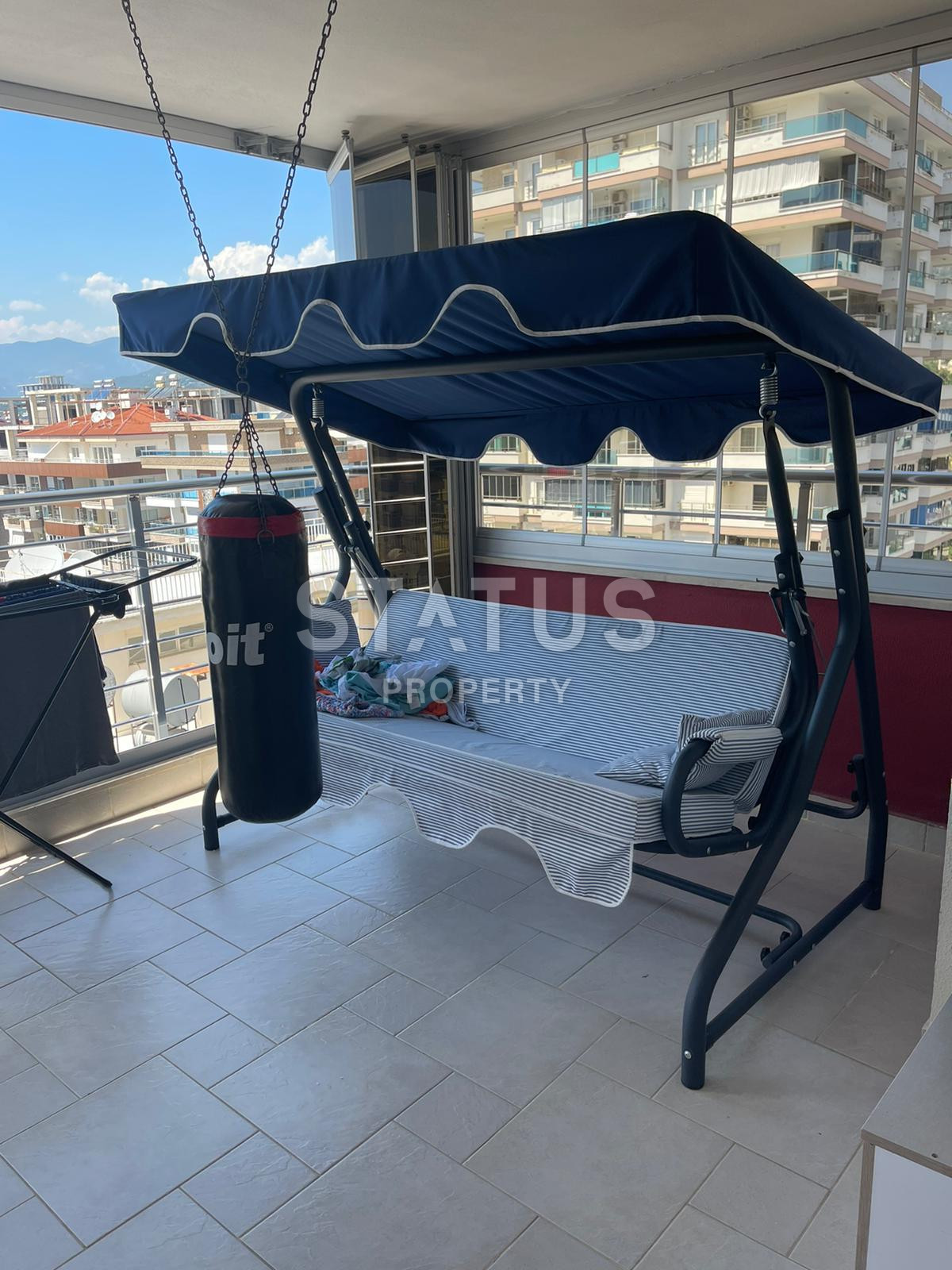 Three-room apartment with a separate kitchen in Mahmutlar. 135m2 фото 12