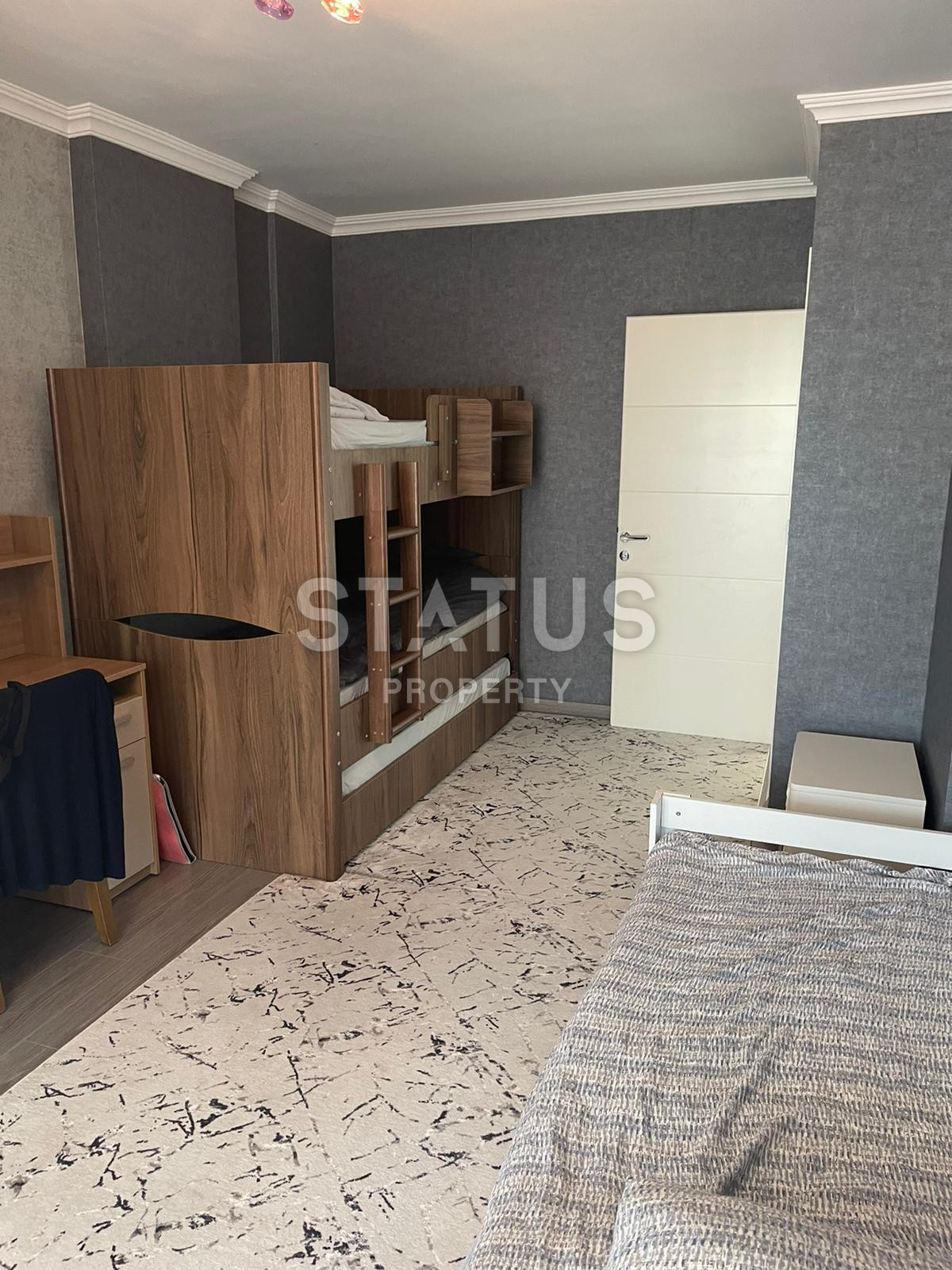 Three-room apartment with a separate kitchen in Mahmutlar. 135m2 фото 13
