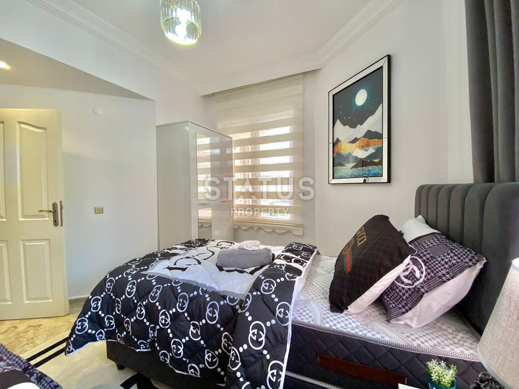 Three-room furnished apartment in the first coastline in Mahmutlar. 120m2 фото 4