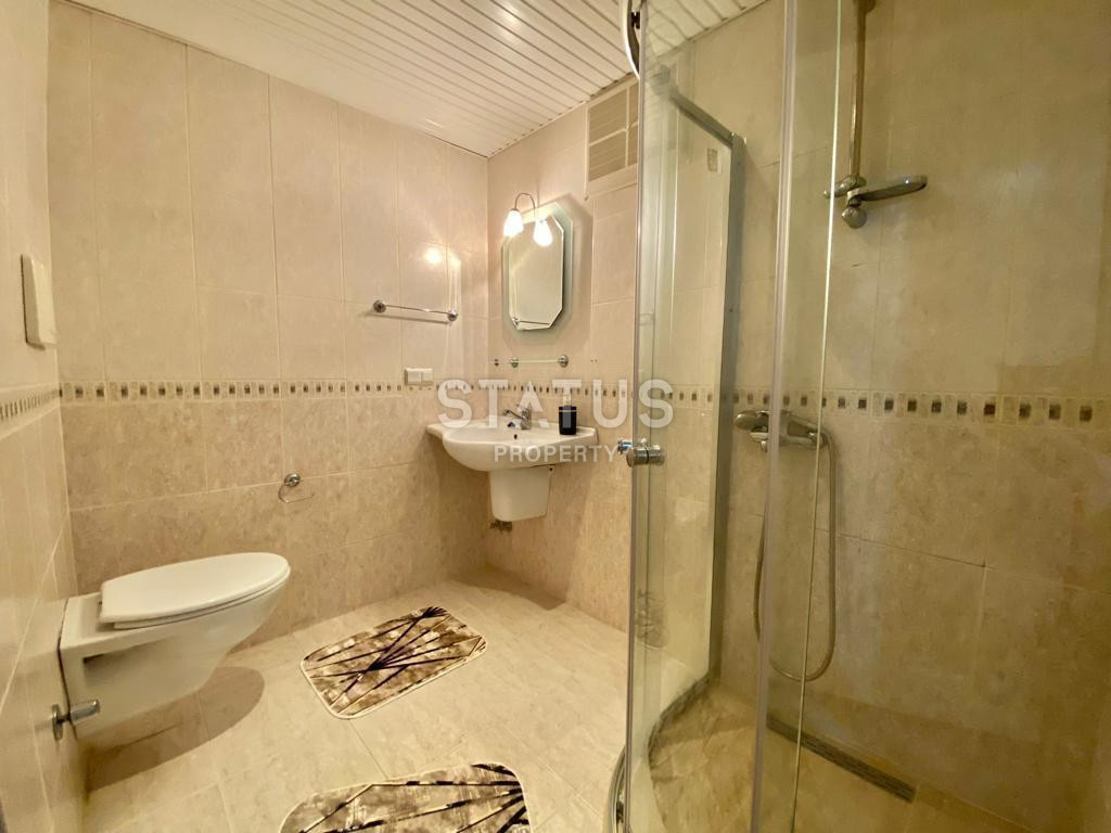 Three-room furnished apartment in the first coastline in Mahmutlar. 120m2 фото 5