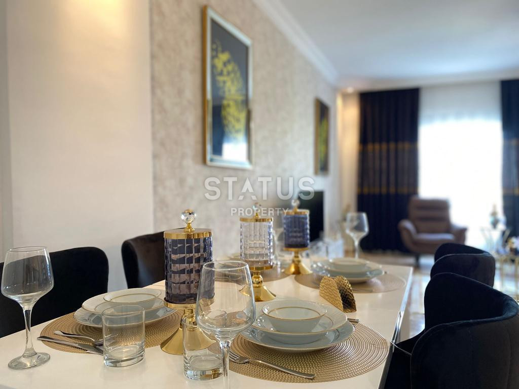 Three-room furnished apartment in the first coastline in Mahmutlar. 120m2 фото 8