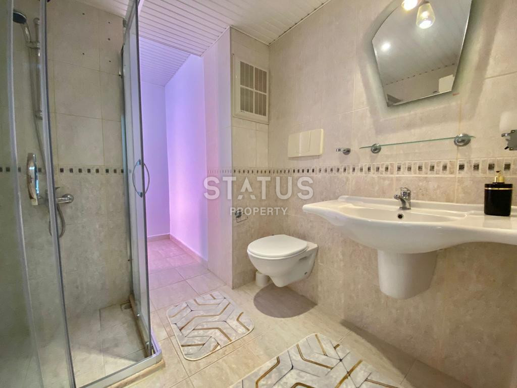 Three-room furnished apartment in the first coastline in Mahmutlar. 120m2 фото 9