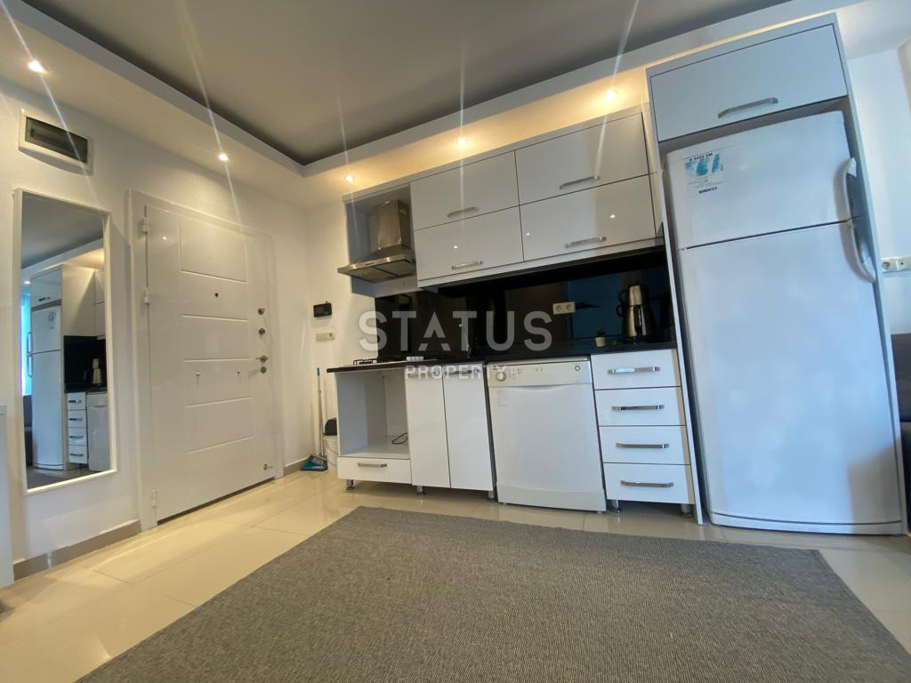 Two-room furnished apartment with a favorable location. 65m2 фото 3