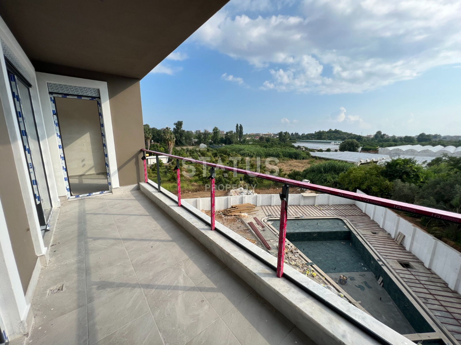 Трёхкомнатная квартира в новом комплексе в ОБА. 100м2 фото 2