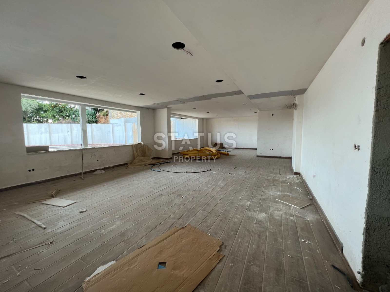 Three-room apartment in a new complex in OBA. 100m2 фото 4