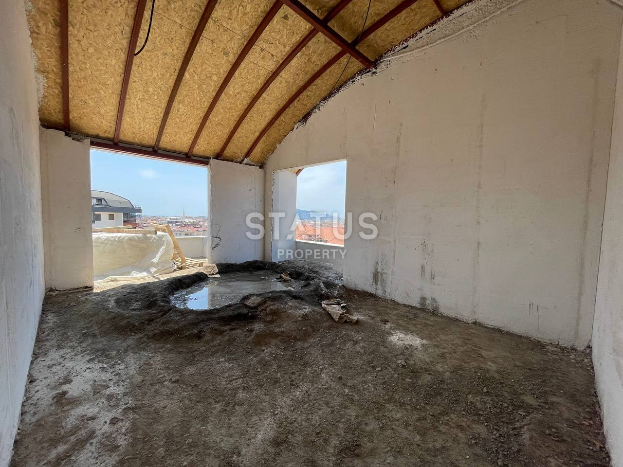 Duplex 3+1 overlooking the sea and Calais in a residential complex under construction in OBA. 165m2 фото 15