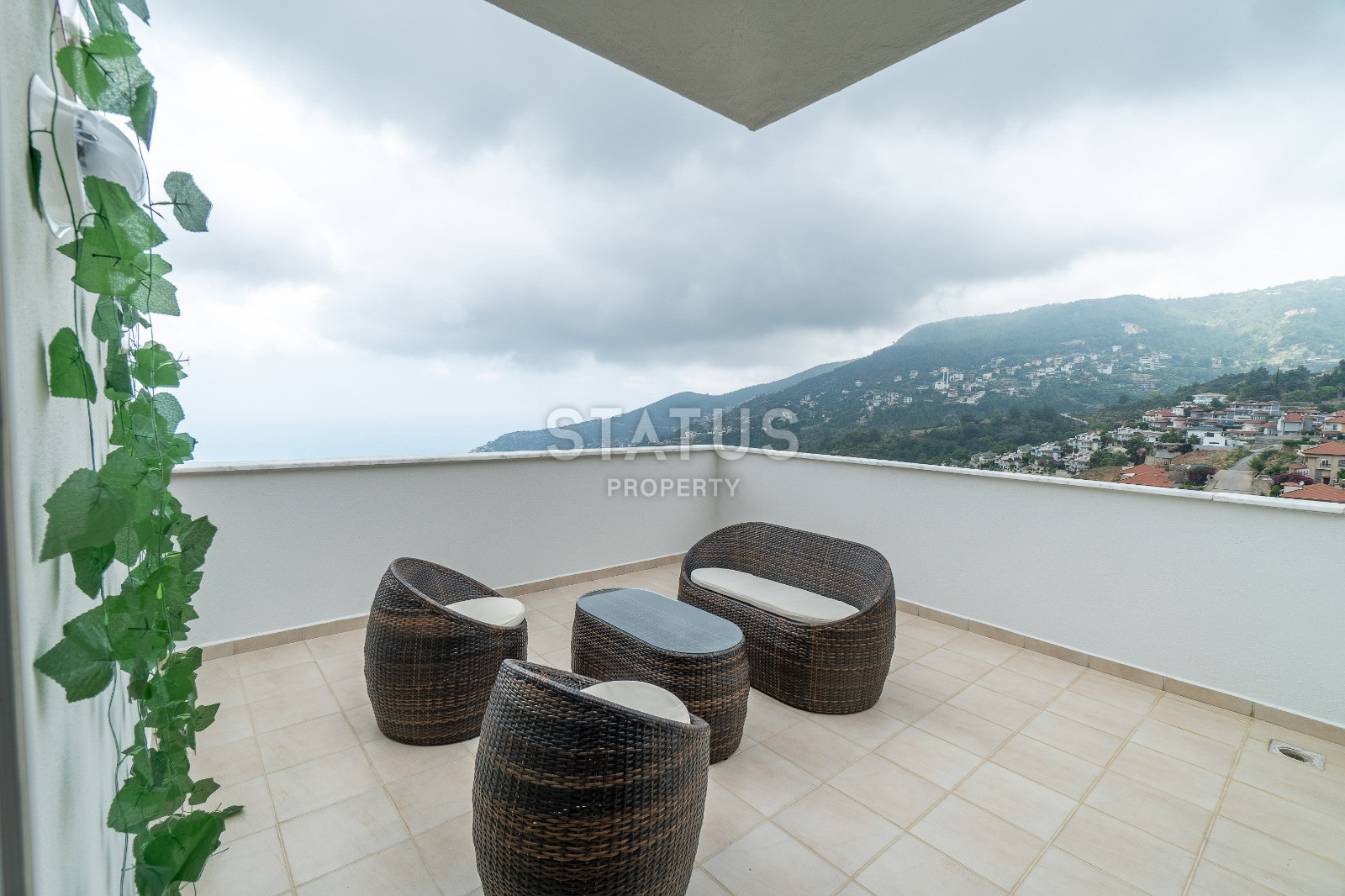 Luxurious apartments 3+1 in the villa village of Bektash, 175m2 фото 22