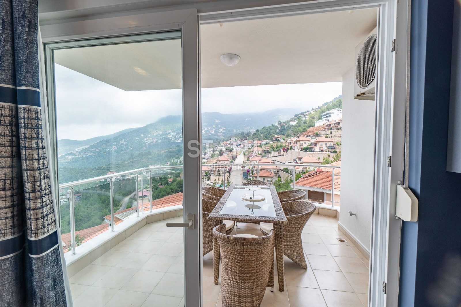 Luxurious apartments 3+1 in the villa village of Bektash, 175m2 фото 24