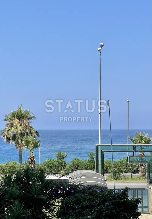 Просторная трёхкомнатная квартира в 50м от моря. 135м2 фото 6