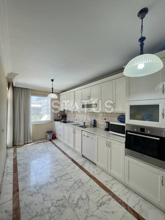 Просторная трёхкомнатная квартира в 50м от моря. 135м2 фото 7