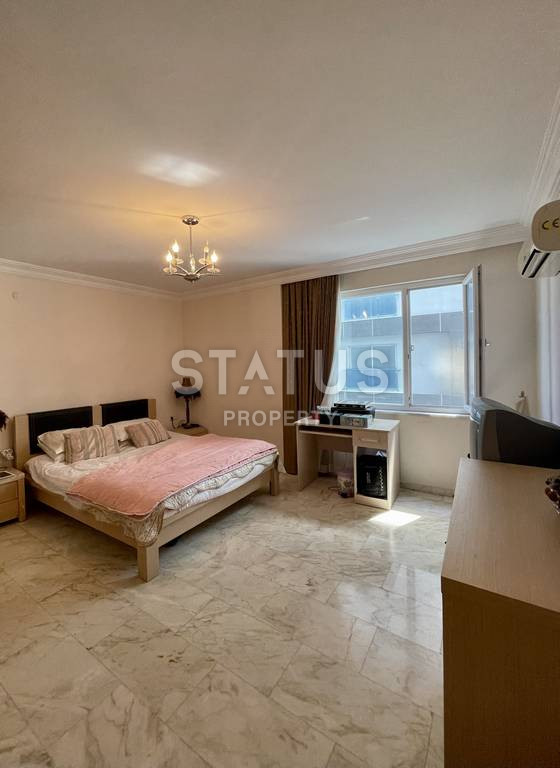 Просторная трёхкомнатная квартира в 50м от моря. 135м2 фото 11