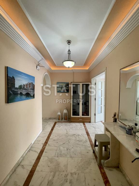 Просторная трёхкомнатная квартира в 50м от моря. 135м2 фото 12