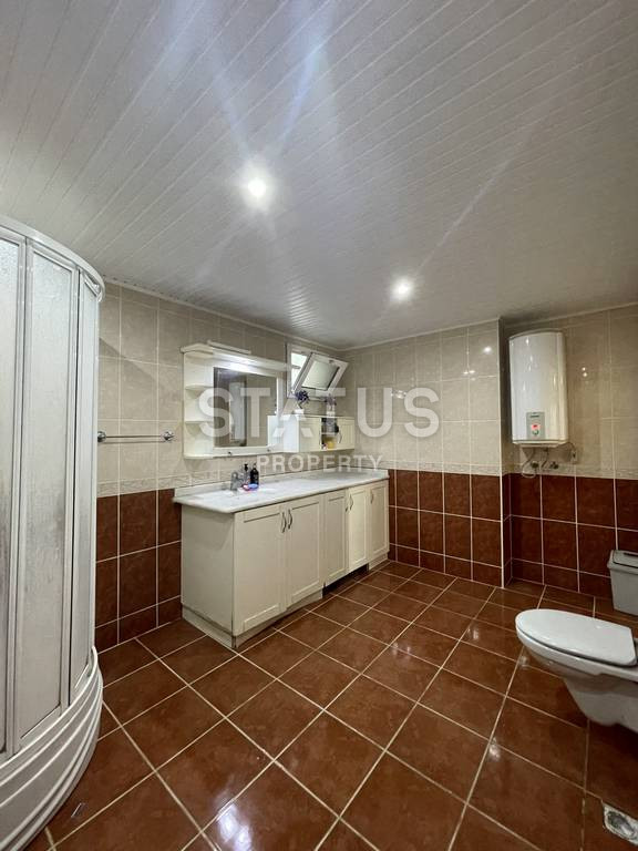 Просторная трёхкомнатная квартира в 50м от моря. 135м2 фото 16