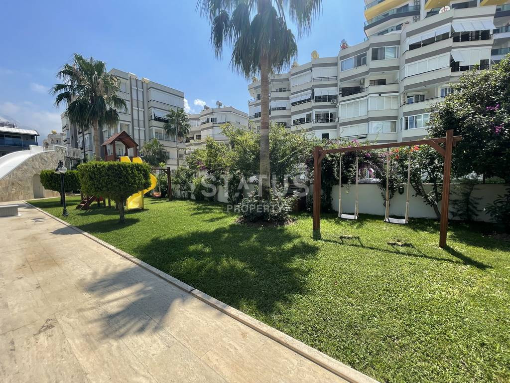 Просторная трёхкомнатная квартира в 50м от моря. 135м2 фото 19