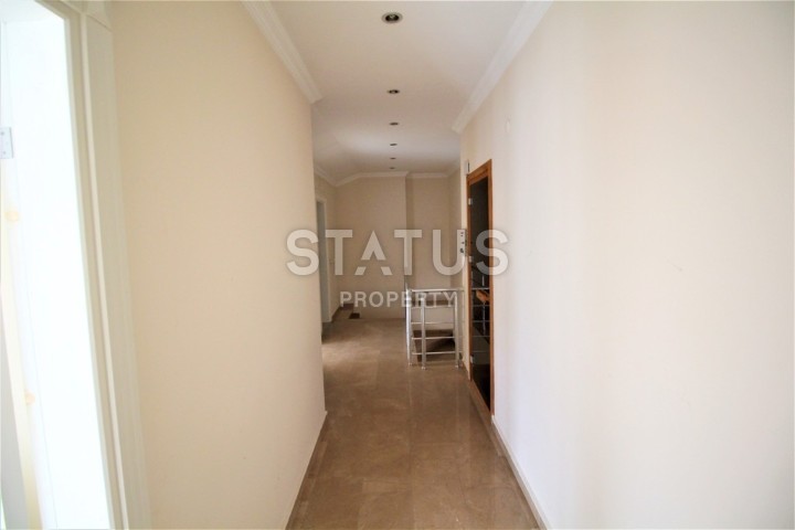 Двухуровневые апартаменты с собственной сауной в центре Алании, 250 м2 фото 11