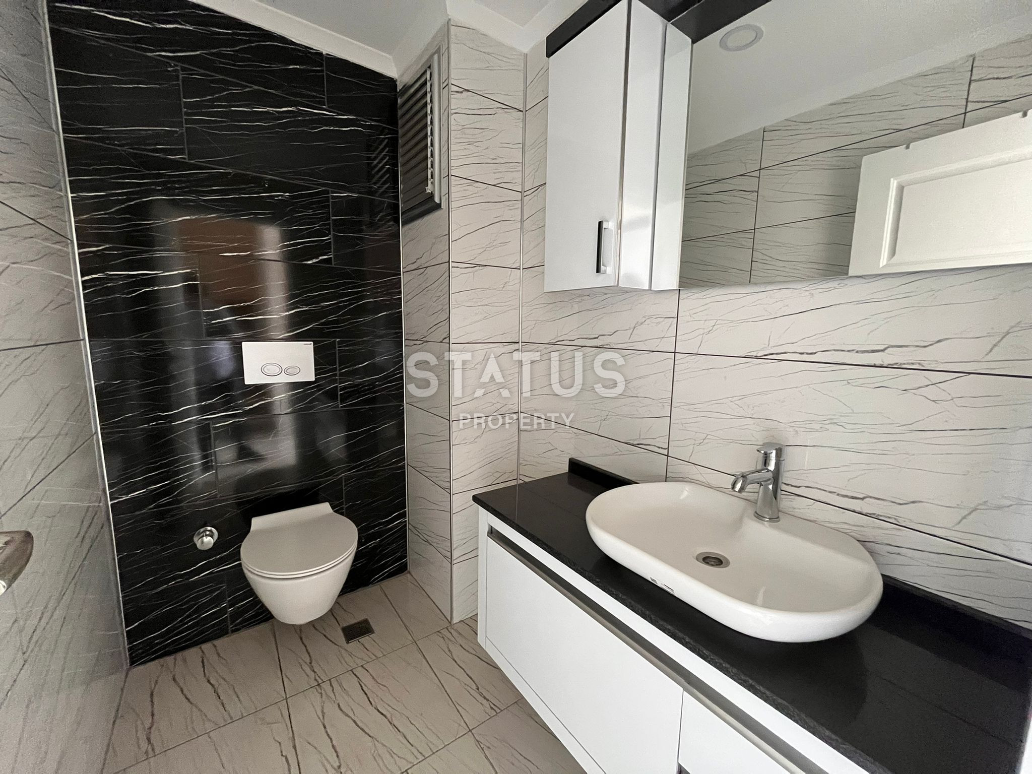 Spacious four-room apartment with panoramic views in Mahmutlar. 180m2 фото 4