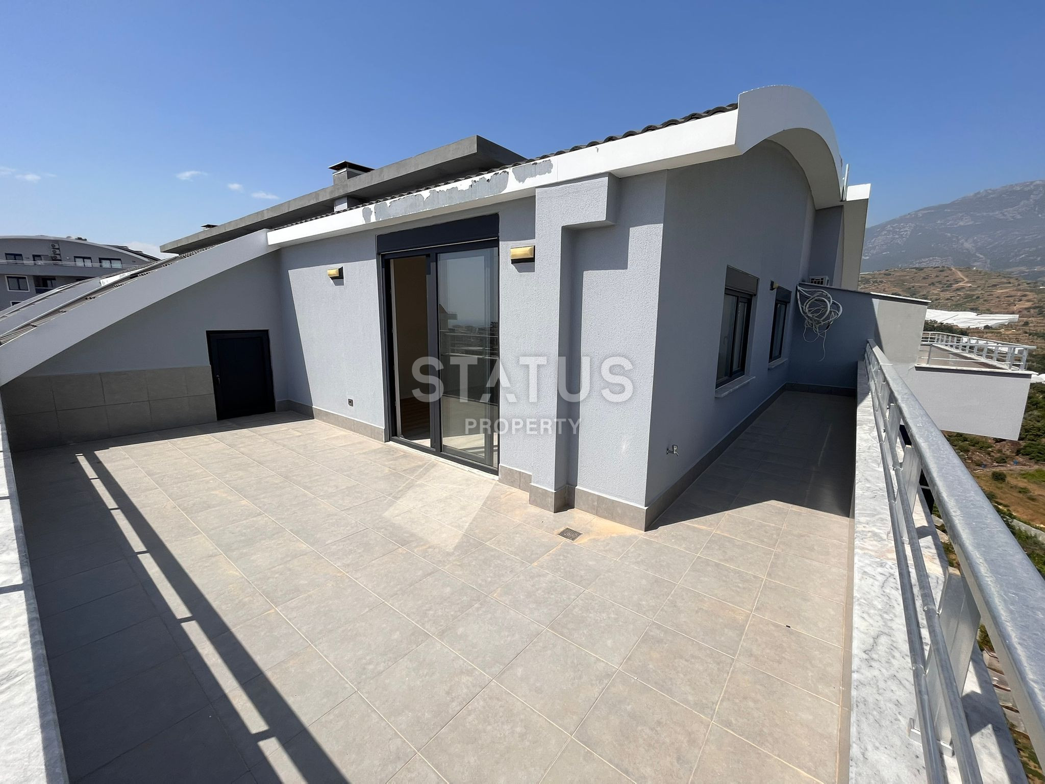 Spacious four-room apartment with panoramic views in Mahmutlar. 180m2 фото 15