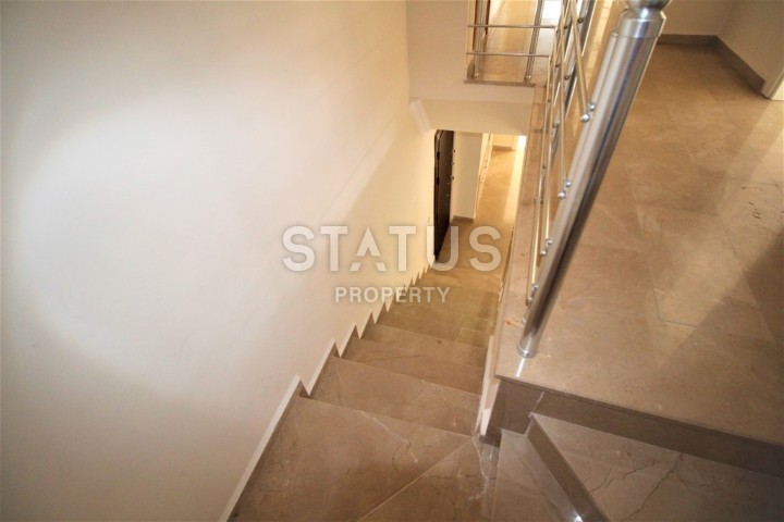 Двухуровневые апартаменты с собственной сауной в центре Алании, 250 м2 фото 24