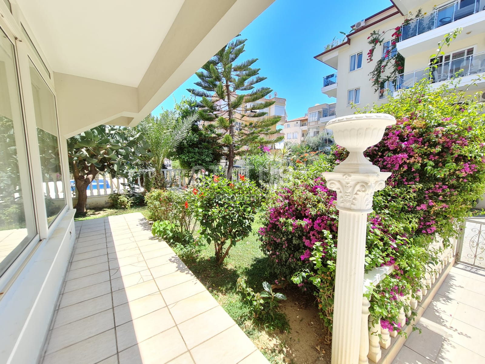 Three-room apartment in the Oba area, 90 m2 фото 25