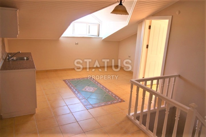 Пентхаус с видом на горы и море в центре города Аланья, 200 м2. фото 9