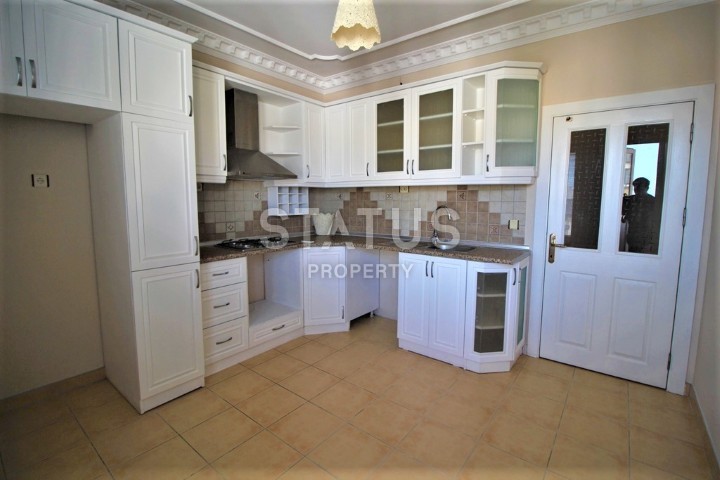 Пентхаус с видом на горы и море в центре города Аланья, 200 м2. фото 13