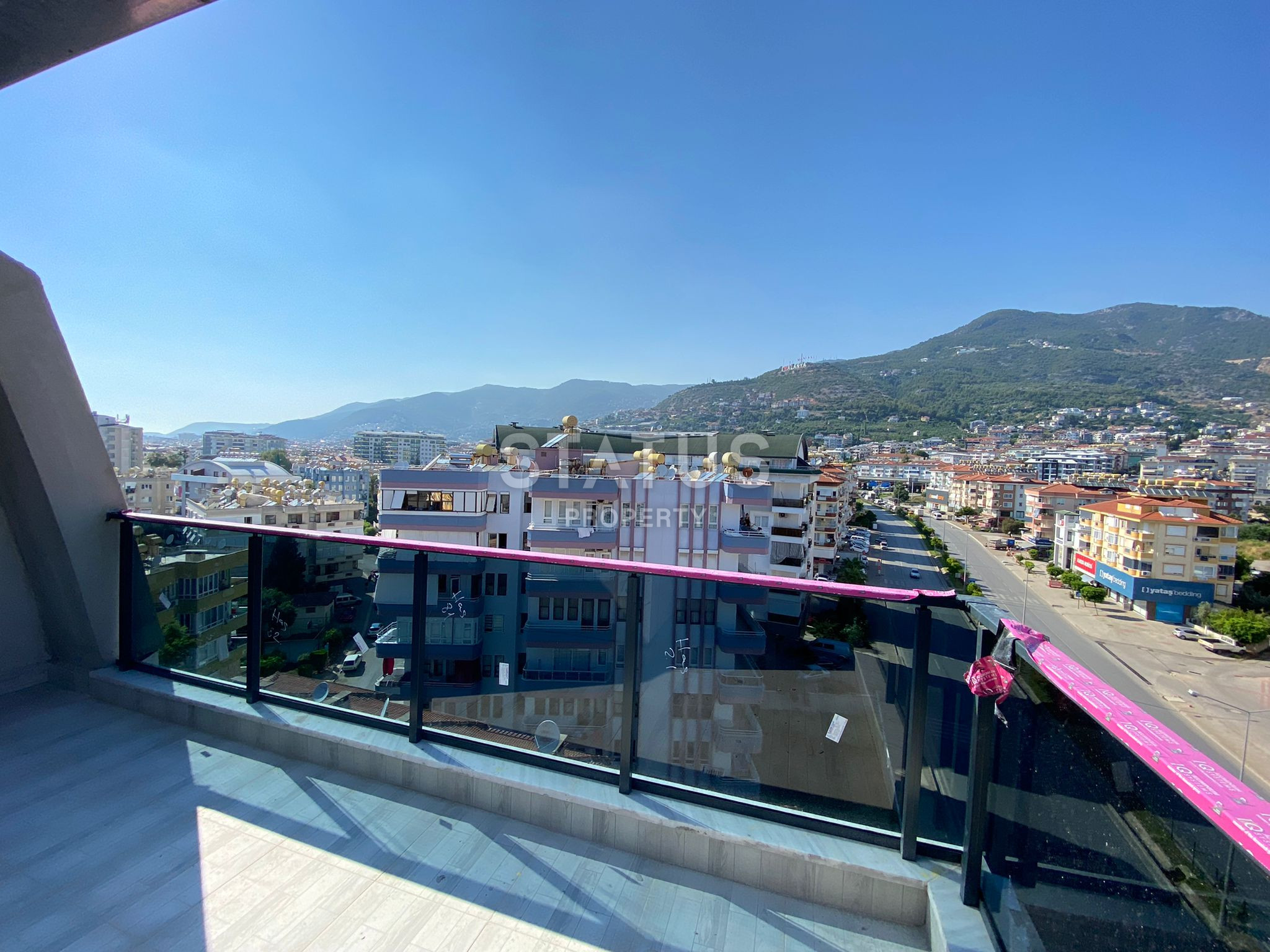 Дуплекс 2+1 с завораживающим видом на горы в центре Аланьи, 105м2 фото 36