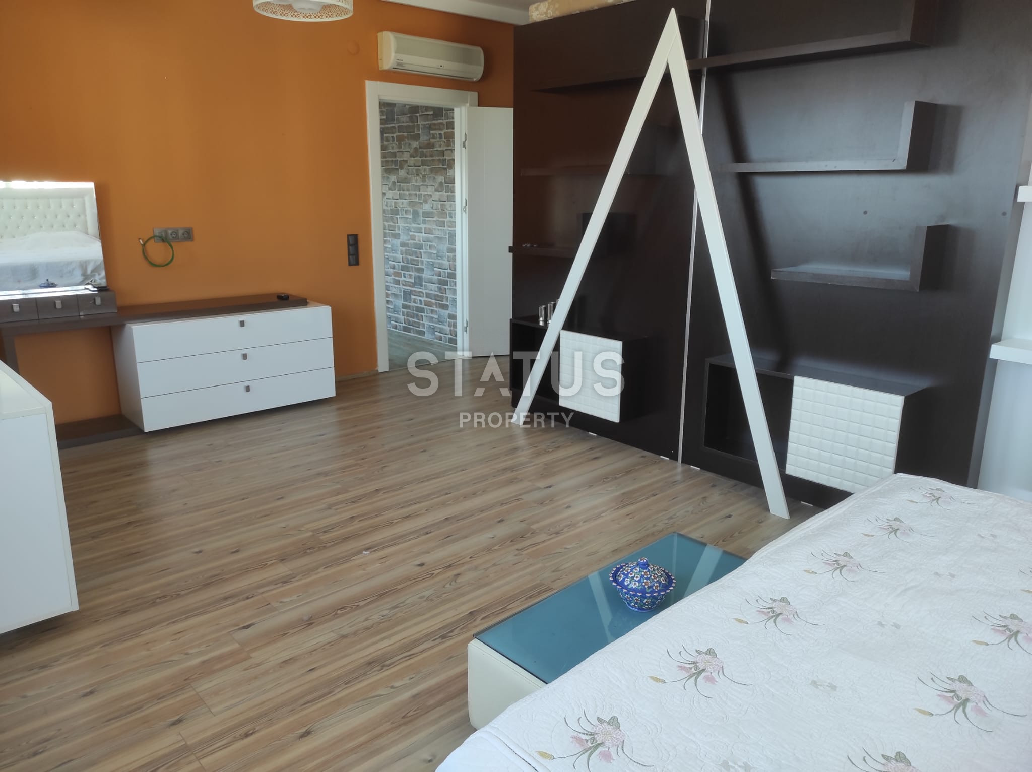 Spacious panoramic duplex in the center of Alanya overlooking the sea. 200m2 фото 14